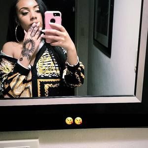 Meet your Posher, K'macole